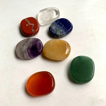 7 Čakri Healing Kristali Reiki Od Šljiva Kamenje Polirani Prirodni Duhovni Kristali Palme Kamenje Set Multi-Boji